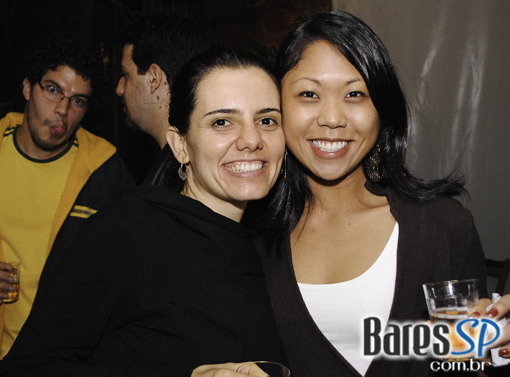 Cucumclovers no Casa Club Hostel Bar, na Vila Madalena Cucumclovers no Casa Club Hostel Bar, na Vila Madalena