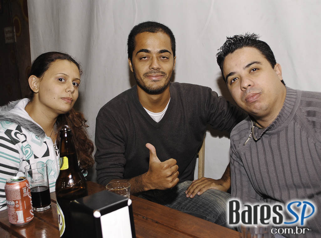 Cucumclovers no Casa Club Hostel Bar, na Vila Madalena Cucumclovers no Casa Club Hostel Bar, na Vila Madalena