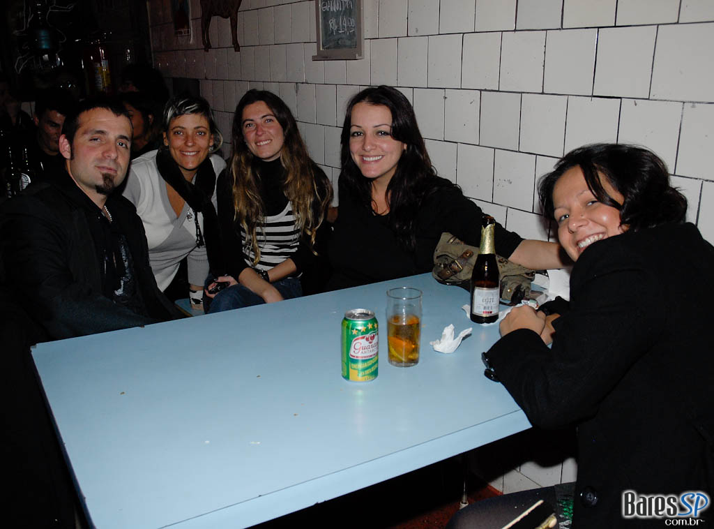 A Z Carniceria, que se manteve fiel à estrutura do primeiro açougue e matadouro da Rua Augusta, comemora seu primeiro aniversário com a estreia do projeto “Os Tremendões” A Z Carniceria, que se manteve fiel à estrutura do primeiro açougue e matadouro da Rua Augusta, comemora seu primeiro aniversário com a estreia do projeto “Os Tremendões”