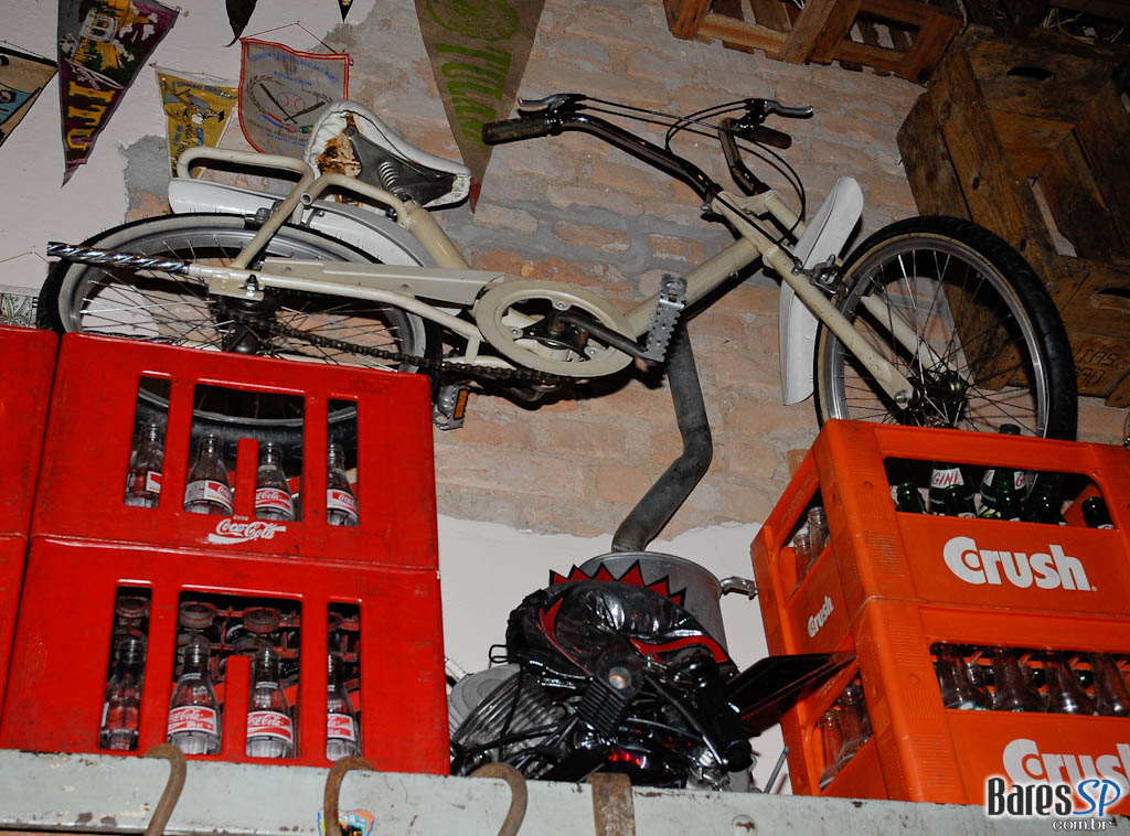 A Z Carniceria, que se manteve fiel à estrutura do primeiro açougue e matadouro da Rua Augusta, comemora seu primeiro aniversário com a estreia do projeto “Os Tremendões” A Z Carniceria, que se manteve fiel à estrutura do primeiro açougue e matadouro da Rua Augusta, comemora seu primeiro aniversário com a estreia do projeto “Os Tremendões”