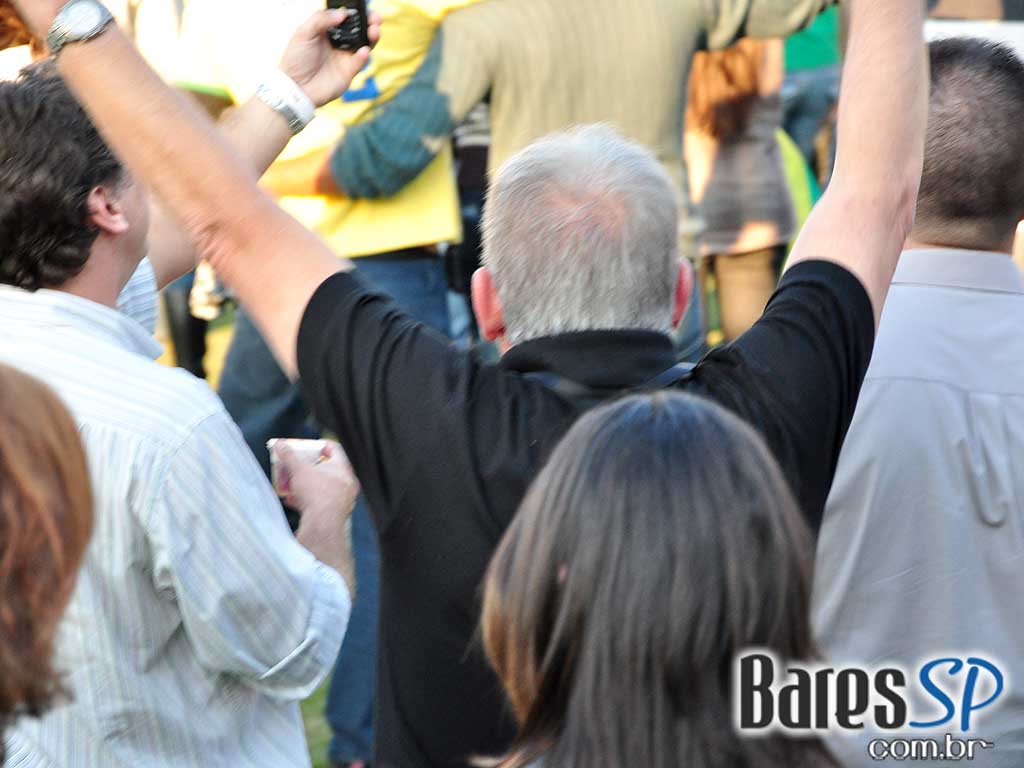 Parque da Copa no Jockey Club reune as pessoas para torcer pelo Brasil na Copa do Mundo 2010 e ainda curtir shows de qualidade Parque da Copa no Jockey Club reune as pessoas para torcer pelo Brasil na Copa do Mundo 2010 e ainda curtir shows de qualidade