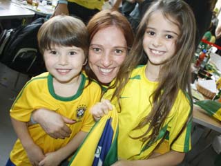 Futebol e Juliana Lima no O Torcedor, zona oeste de São Paulo