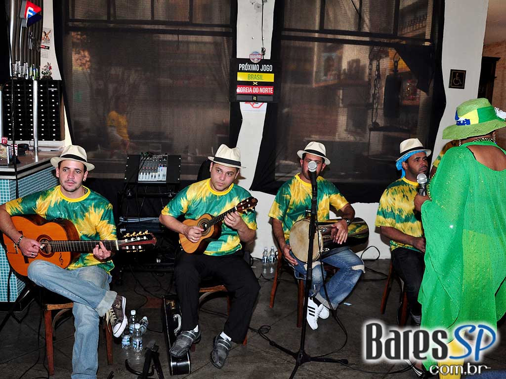 Copa do Mundo no Bar Ludovina (Seleção Brasileira de Bares) Copa do Mundo no Bar Ludovina (Seleção Brasileira de Bares)