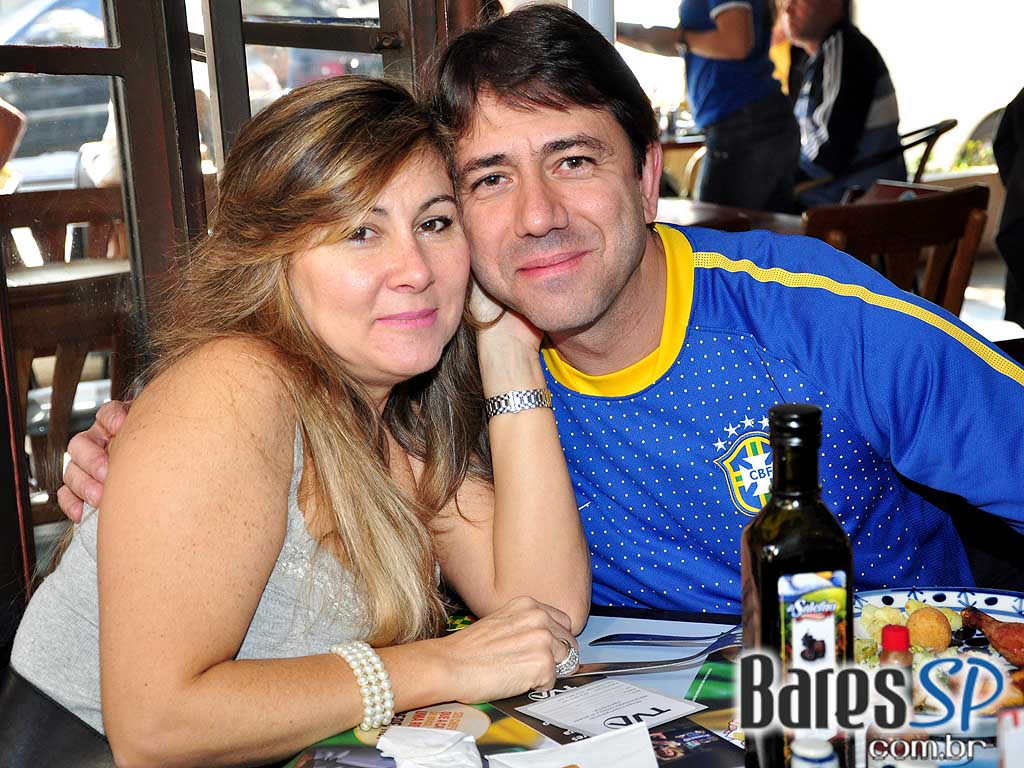 Copa do Mundo no Bar Ludovina (Seleção Brasileira de Bares) Copa do Mundo no Bar Ludovina (Seleção Brasileira de Bares)