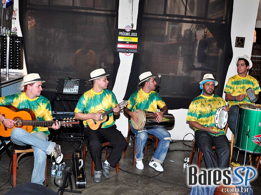 Copa do Mundo no Bar Ludovina (Seleção Brasileira de Bares) Copa do Mundo no Bar Ludovina (Seleção Brasileira de Bares)