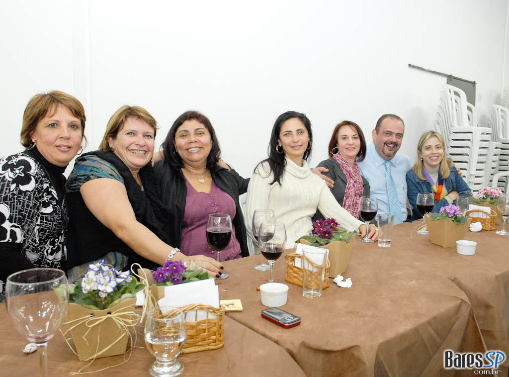 Famosa Sopa de Cebola do antigo Ceasa estará de volta ao restaurante da Ceagesp Famosa Sopa de Cebola do antigo Ceasa estará de volta ao restaurante da Ceagesp