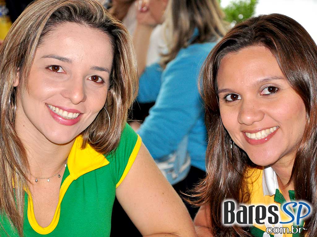 Ganhe sua Bandeira no Bar Brahma e torça para o Brasil na Copa (Seleção Brasileira de Bares) Ganhe sua Bandeira no Bar Brahma e torça para o Brasil na Copa (Seleção Brasileira de Bares)