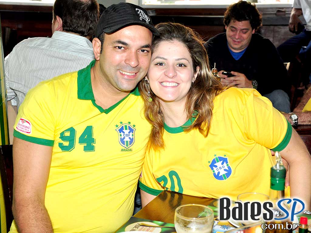 Ganhe sua Bandeira no Bar Brahma e torça para o Brasil na Copa (Seleção Brasileira de Bares) Ganhe sua Bandeira no Bar Brahma e torça para o Brasil na Copa (Seleção Brasileira de Bares)