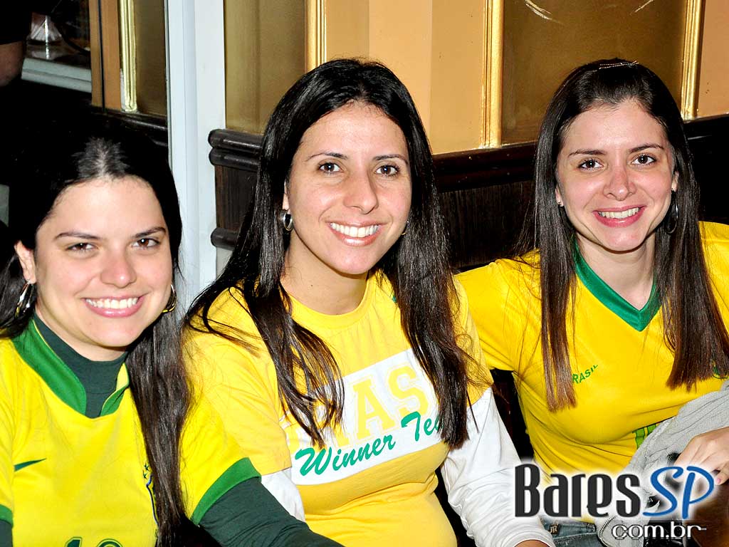 Ganhe sua Bandeira no Bar Brahma e torça para o Brasil na Copa (Seleção Brasileira de Bares) Ganhe sua Bandeira no Bar Brahma e torça para o Brasil na Copa (Seleção Brasileira de Bares)