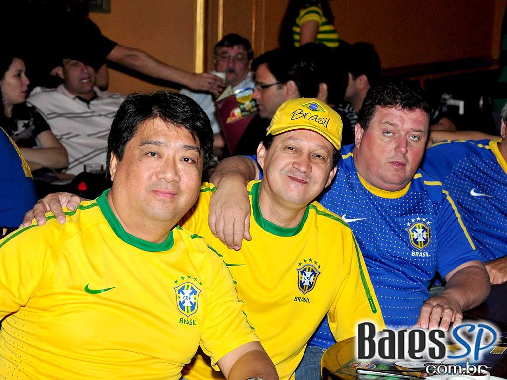 Ganhe sua Bandeira no Bar Brahma e torça para o Brasil na Copa (Seleção Brasileira de Bares) Ganhe sua Bandeira no Bar Brahma e torça para o Brasil na Copa (Seleção Brasileira de Bares)