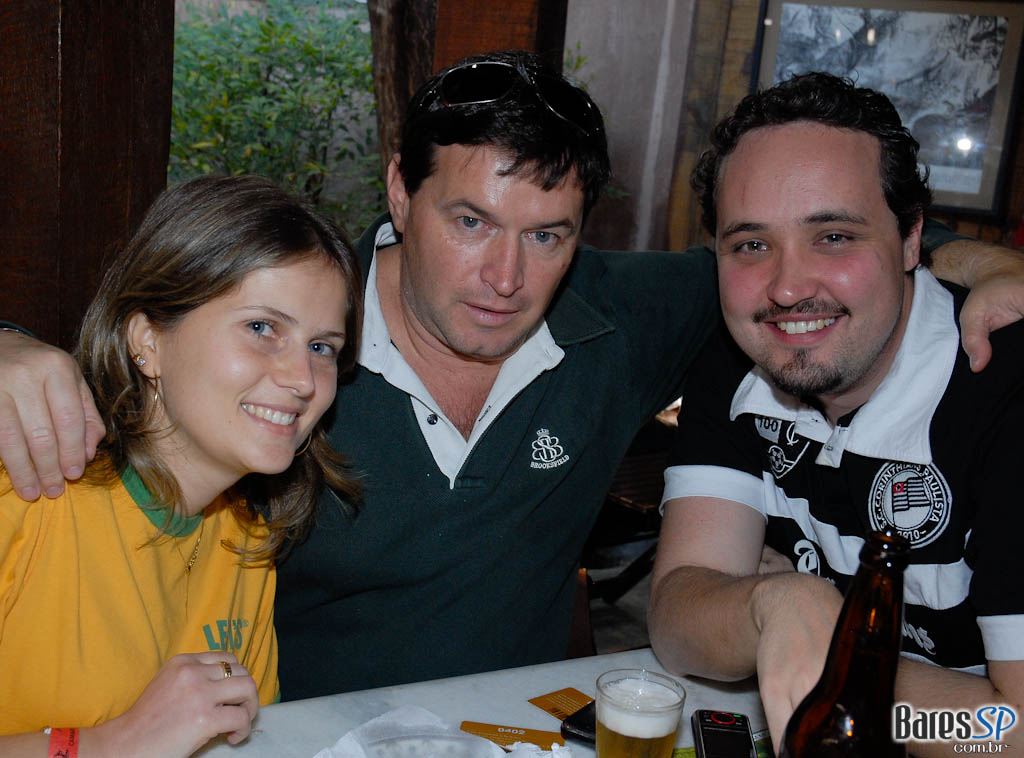 Torça pelo Brasil no Bar Anhanguera (Seleção Brasileira de Bares) Torça pelo Brasil no Bar Anhanguera (Seleção Brasileira de Bares)