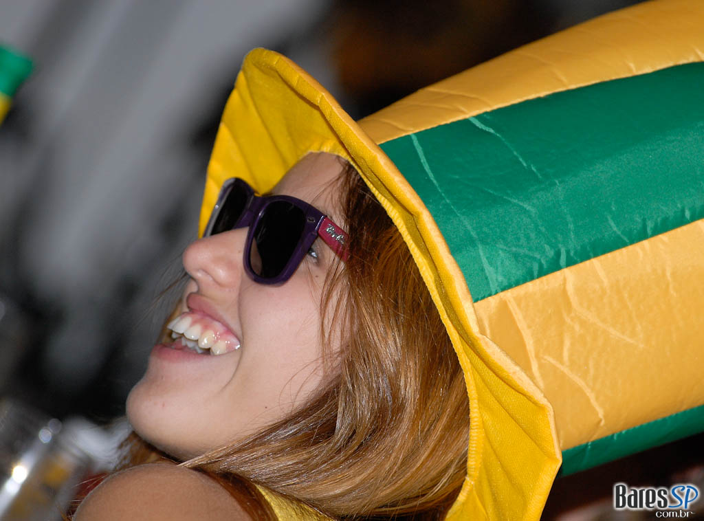 Torça pelo Brasil no Bar Anhanguera (Seleção Brasileira de Bares) Torça pelo Brasil no Bar Anhanguera (Seleção Brasileira de Bares)