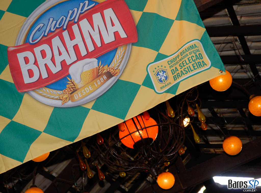 Torça pelo Brasil no Bar Anhanguera (Seleção Brasileira de Bares) Torça pelo Brasil no Bar Anhanguera (Seleção Brasileira de Bares)