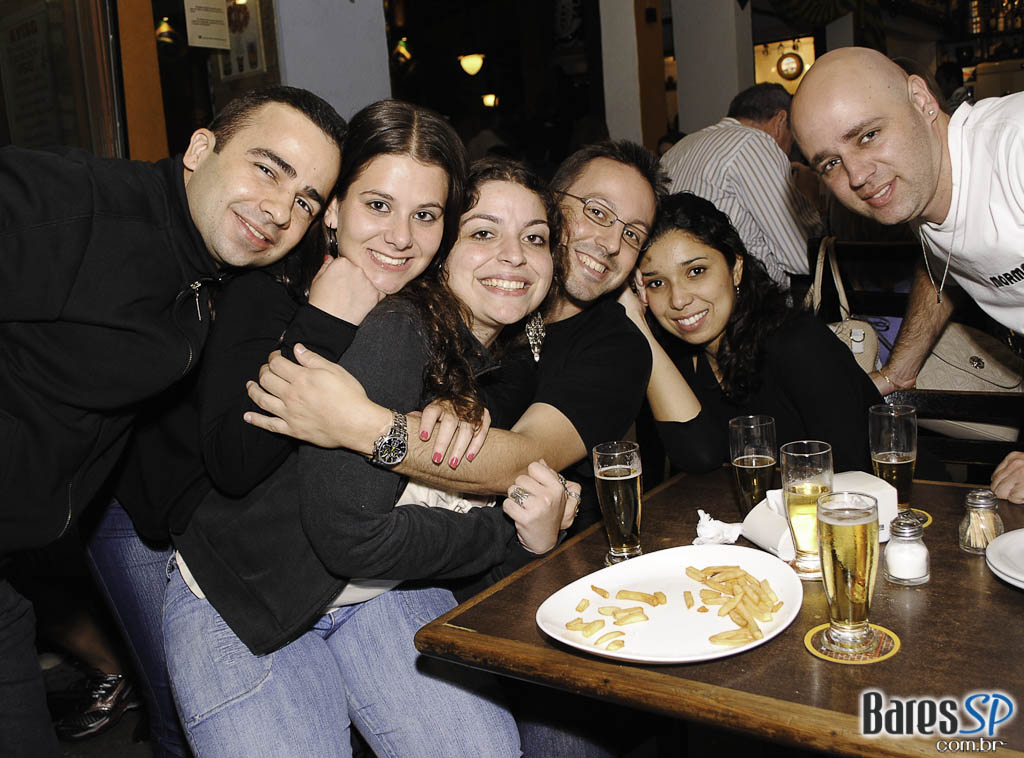 Happy Hour no Caetano s Happy Hour no Caetano s