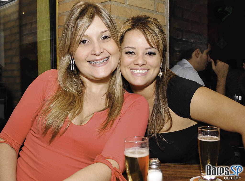 Happy Hour no Caetano s Happy Hour no Caetano s