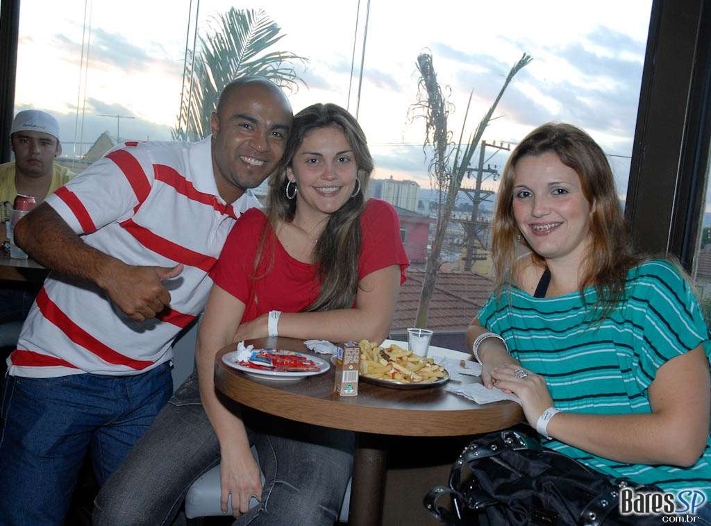 Inauguração do Espaço A Inauguração do Espaço A