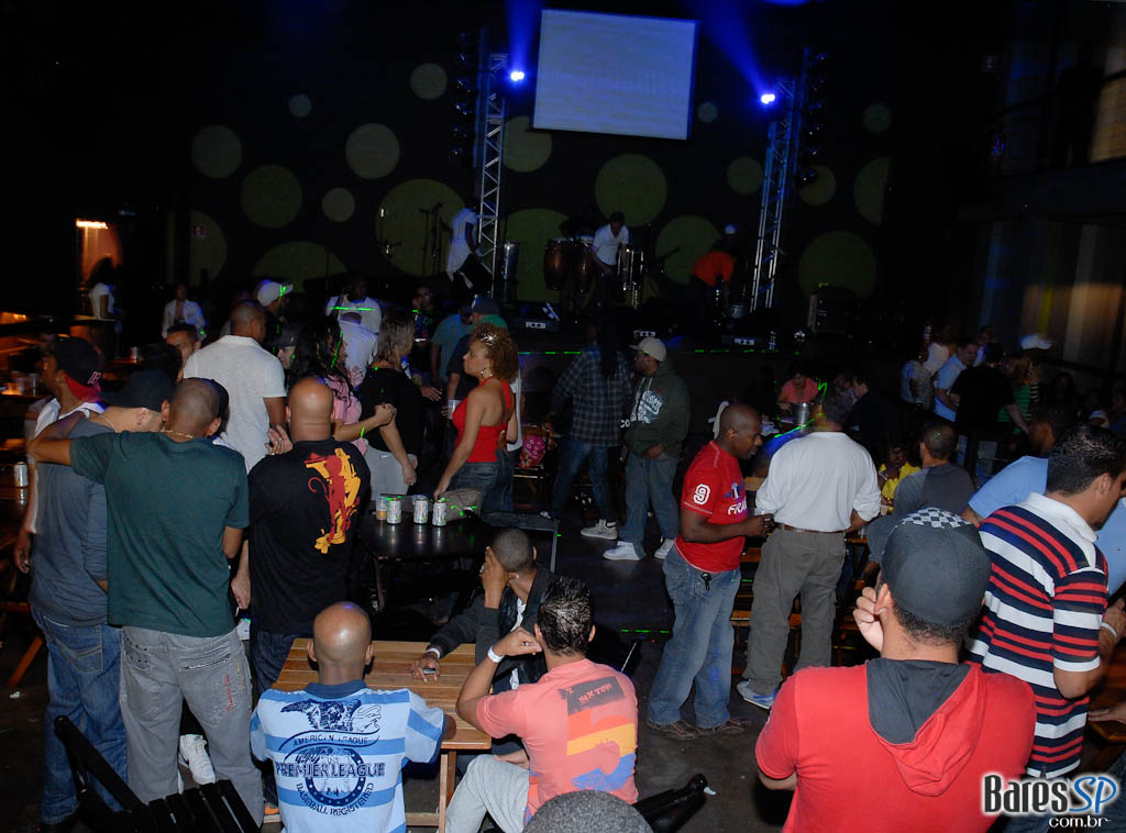 Inauguração do Espaço A Inauguração do Espaço A