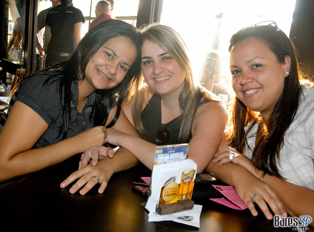 Feijoada com Pagode anima a tarde do Maavah Feijoada com Pagode anima a tarde do Maavah