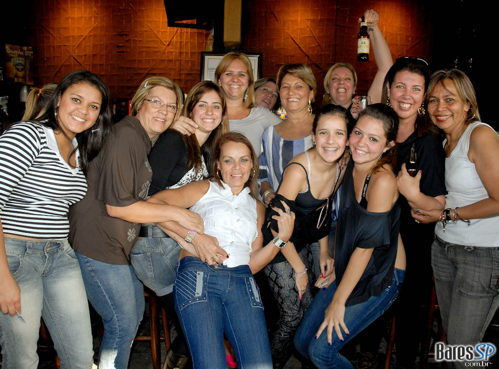 Feijoada com Pagode anima a tarde do Maavah Feijoada com Pagode anima a tarde do Maavah