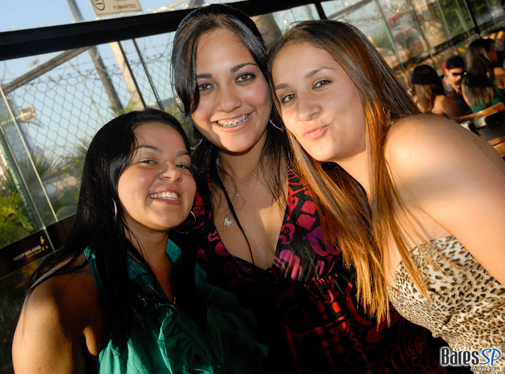 Feijoada com Pagode anima a tarde do Maavah Feijoada com Pagode anima a tarde do Maavah