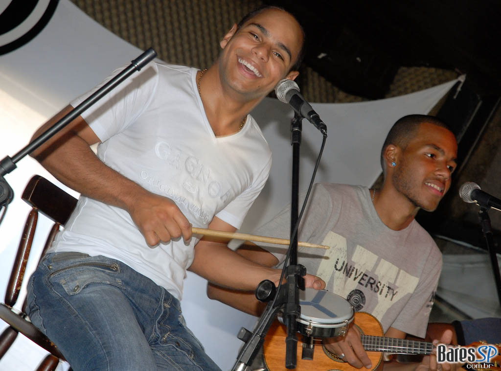 Feijoada com Pagode anima a tarde do Maavah Feijoada com Pagode anima a tarde do Maavah