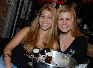 Samba e Pagode no Copacabana Bar