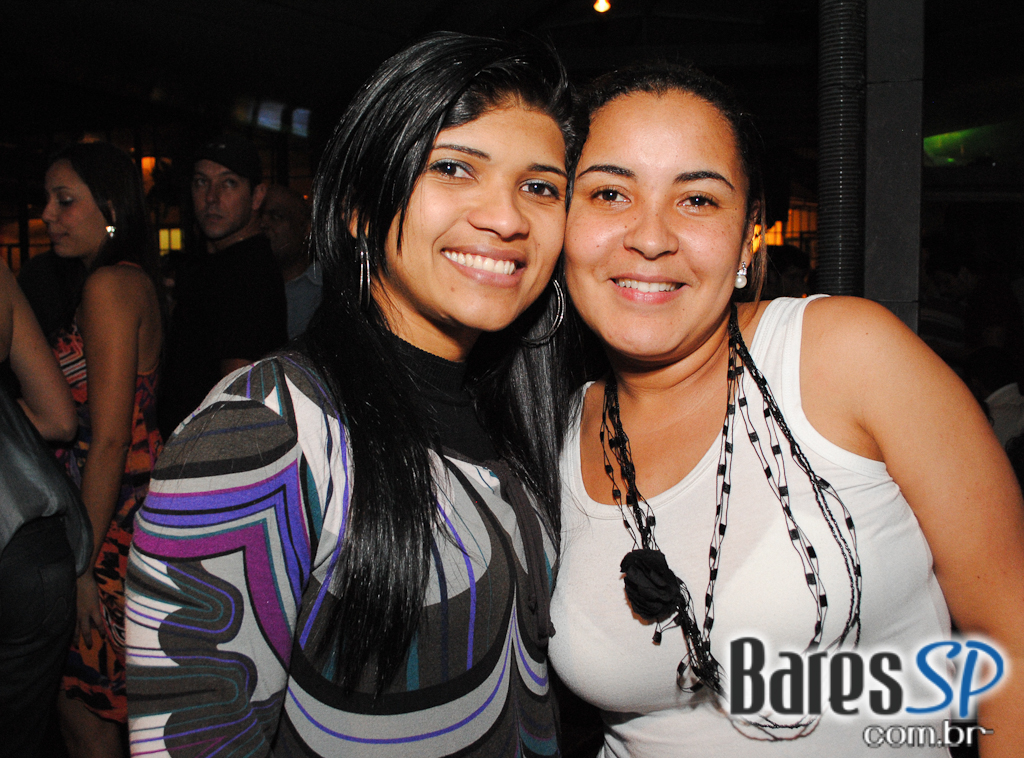 MPB, Pop Rock e Música Comercial no Bar Camará MPB, Pop Rock e Música Comercial no Bar Camará
