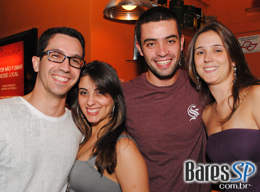 MPB, Pop Rock e Música Comercial no Bar Camará MPB, Pop Rock e Música Comercial no Bar Camará
