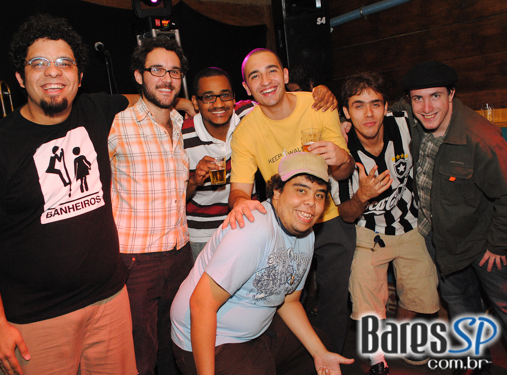 MPB, Pop Rock e Música Comercial no Bar Camará MPB, Pop Rock e Música Comercial no Bar Camará