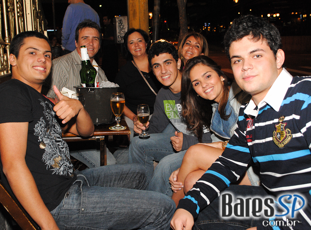 Feijoada e Chorinho no Zeppelin Madalena, zona oeste de São Paulo Feijoada e Chorinho no Zeppelin Madalena, zona oeste de São Paulo