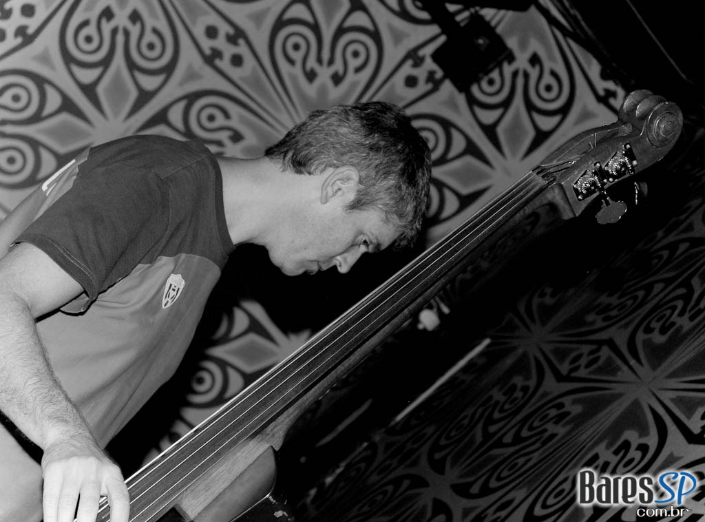 Projeto Jazz Nights com Ari Borger Quartet no Berlin Projeto Jazz Nights com Ari Borger Quartet no Berlin