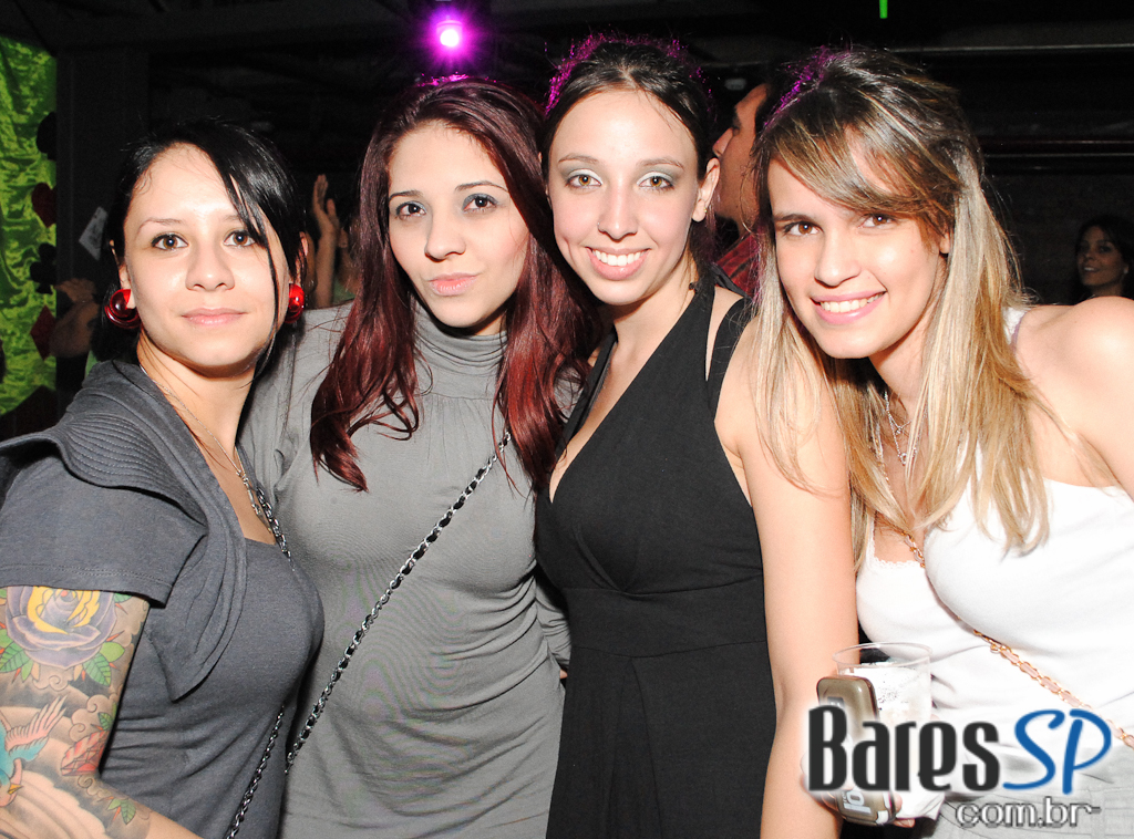 Festa carioca Chá da Alice estreiou em São Paulo na Casa das Caldeiras Festa carioca Chá da Alice estreiou em São Paulo na Casa das Caldeiras