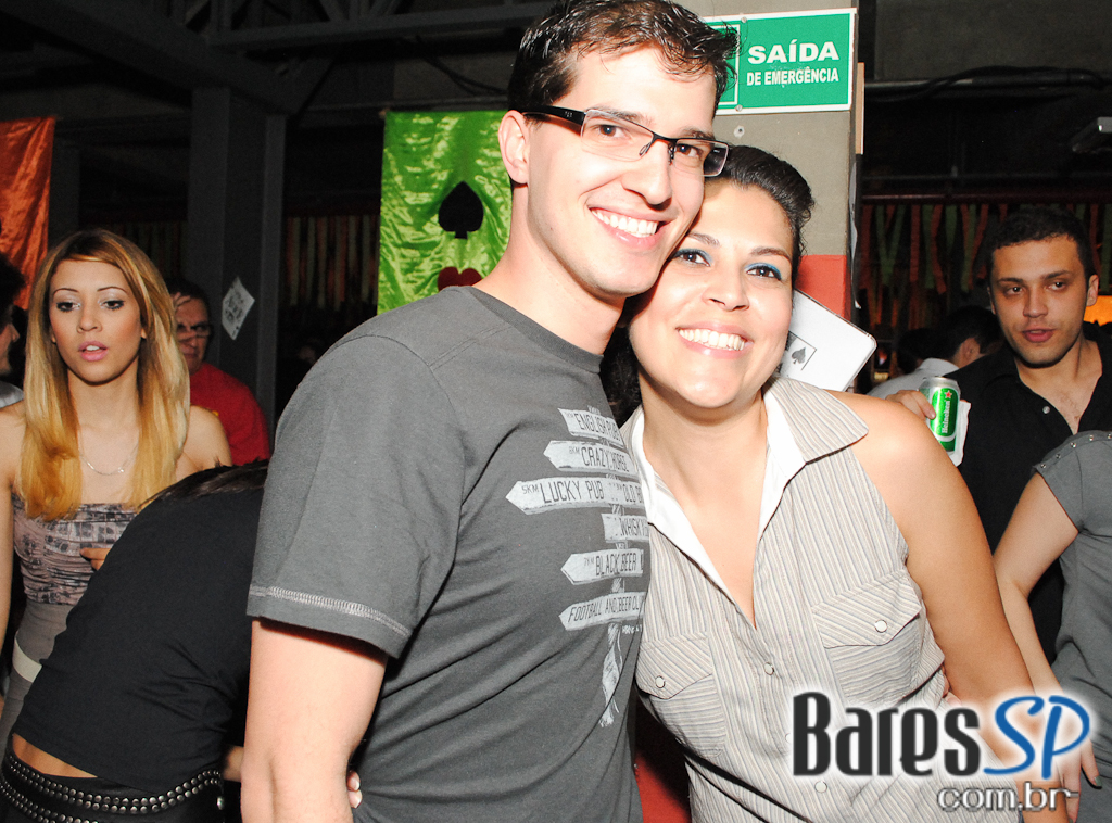 Festa carioca Chá da Alice estreiou em São Paulo na Casa das Caldeiras Festa carioca Chá da Alice estreiou em São Paulo na Casa das Caldeiras