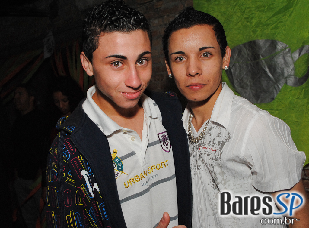 Festa carioca Chá da Alice estreiou em São Paulo na Casa das Caldeiras Festa carioca Chá da Alice estreiou em São Paulo na Casa das Caldeiras