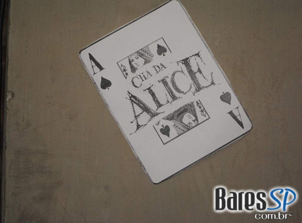 Festa carioca Chá da Alice estreiou em São Paulo na Casa das Caldeiras Festa carioca Chá da Alice estreiou em São Paulo na Casa das Caldeiras