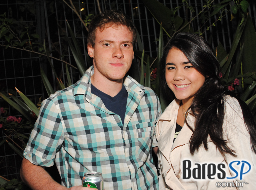 Festa carioca Chá da Alice estreiou em São Paulo na Casa das Caldeiras Festa carioca Chá da Alice estreiou em São Paulo na Casa das Caldeiras