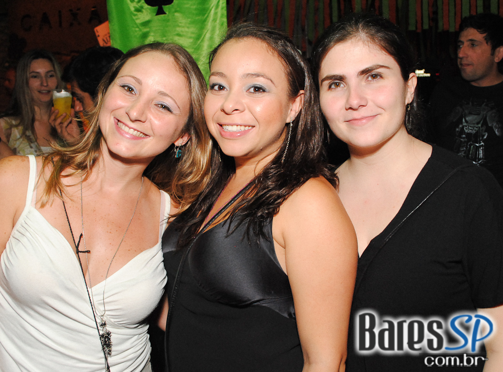 Festa carioca Chá da Alice estreiou em São Paulo na Casa das Caldeiras Festa carioca Chá da Alice estreiou em São Paulo na Casa das Caldeiras