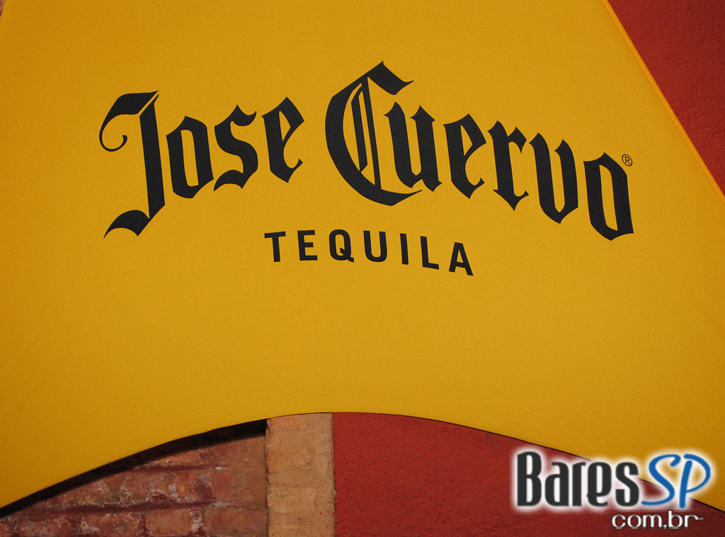 Festa carioca Chá da Alice estreiou em São Paulo na Casa das Caldeiras Festa carioca Chá da Alice estreiou em São Paulo na Casa das Caldeiras