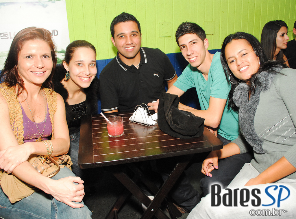 Planta e Raiz no Açai Praia Planta e Raiz no Açai Praia