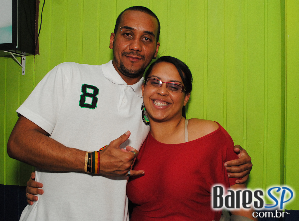 Planta e Raiz no Açai Praia Planta e Raiz no Açai Praia