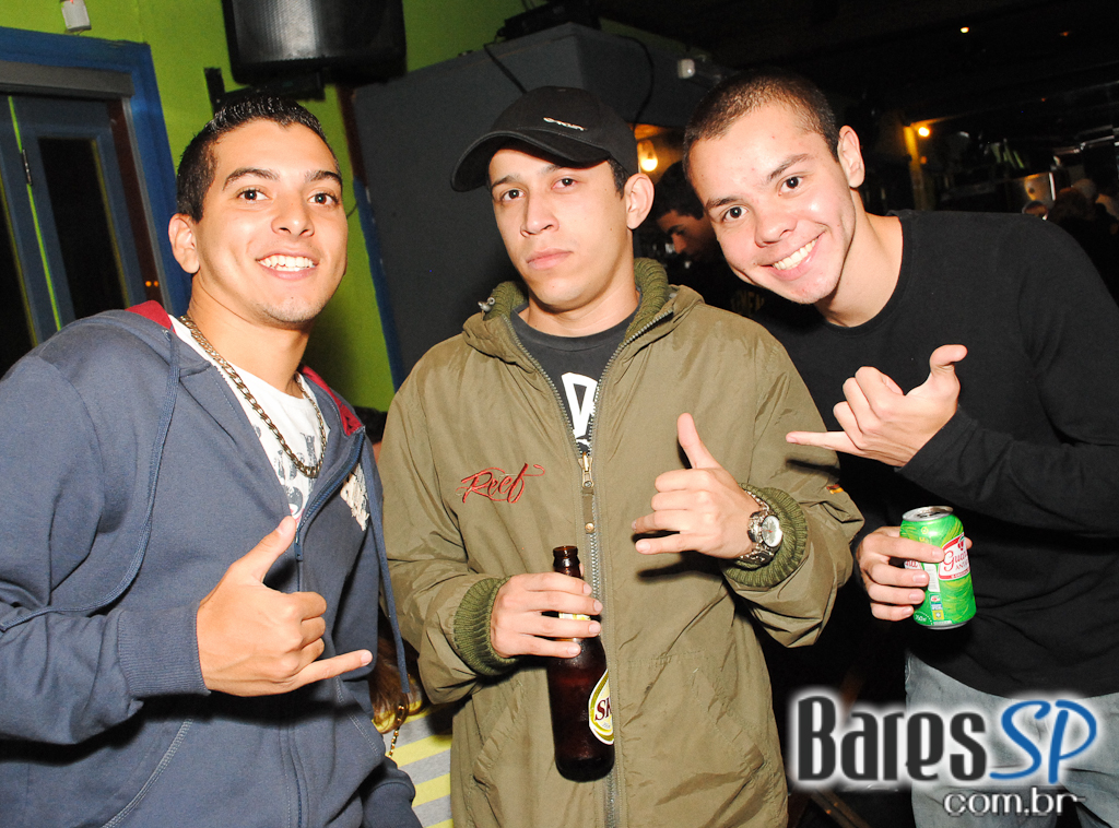 Planta e Raiz no Açai Praia Planta e Raiz no Açai Praia