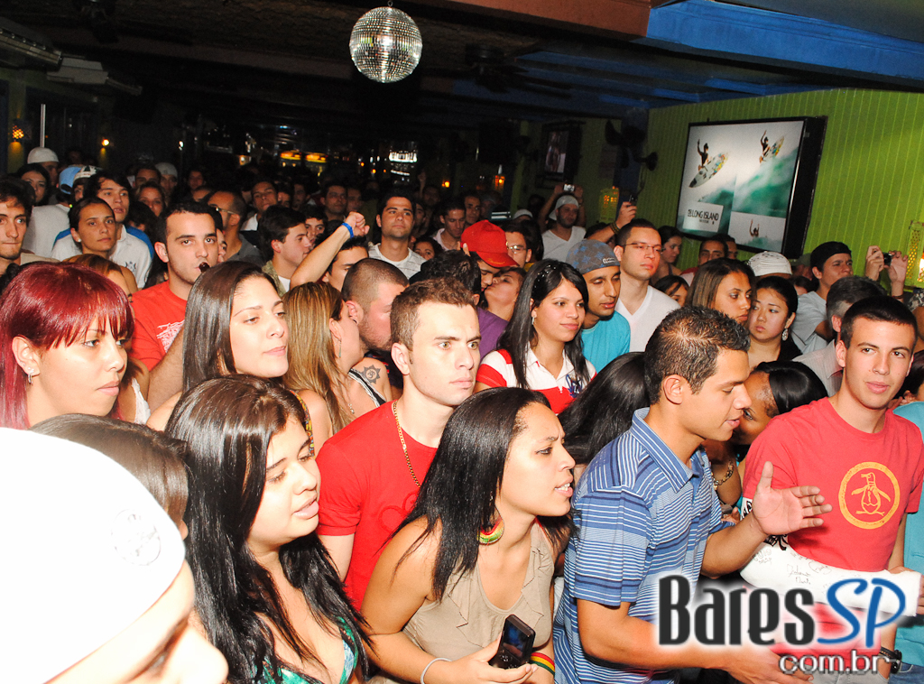 Planta e Raiz no Açai Praia Planta e Raiz no Açai Praia