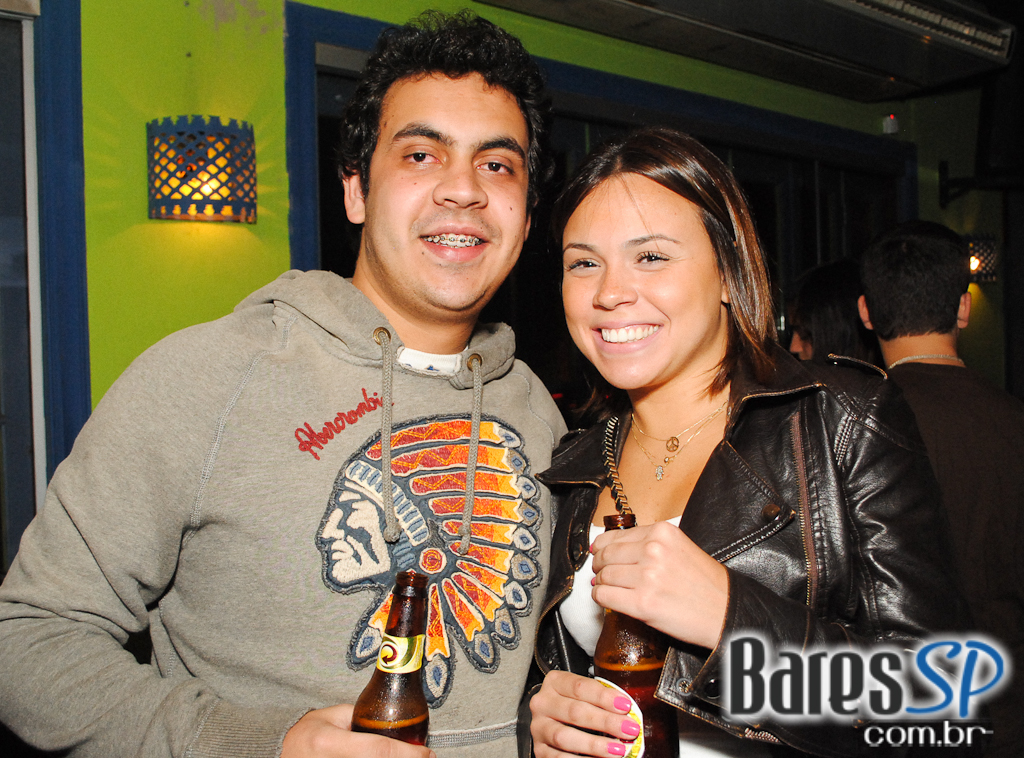 Planta e Raiz no Açai Praia Planta e Raiz no Açai Praia