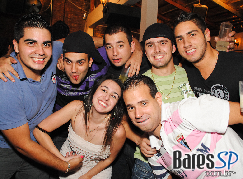 Saturday Night no Unha de Gato Saturday Night no Unha de Gato