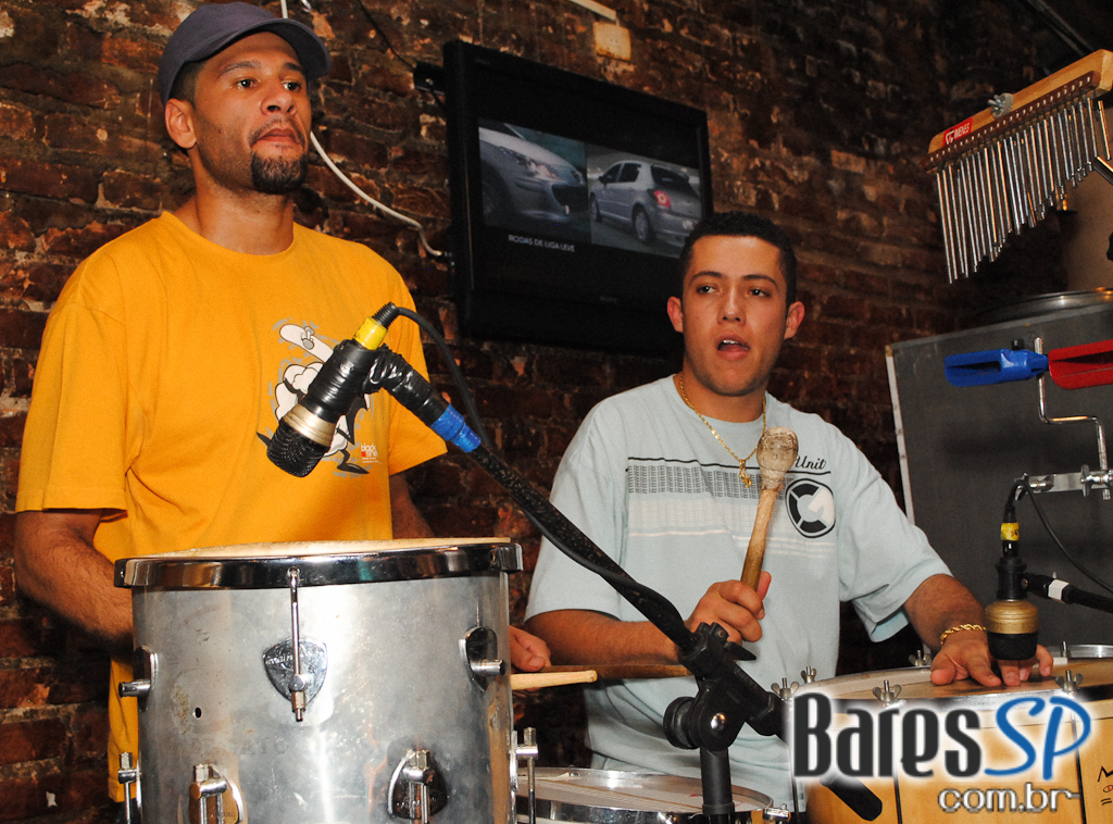 Saturday Night no Unha de Gato Saturday Night no Unha de Gato