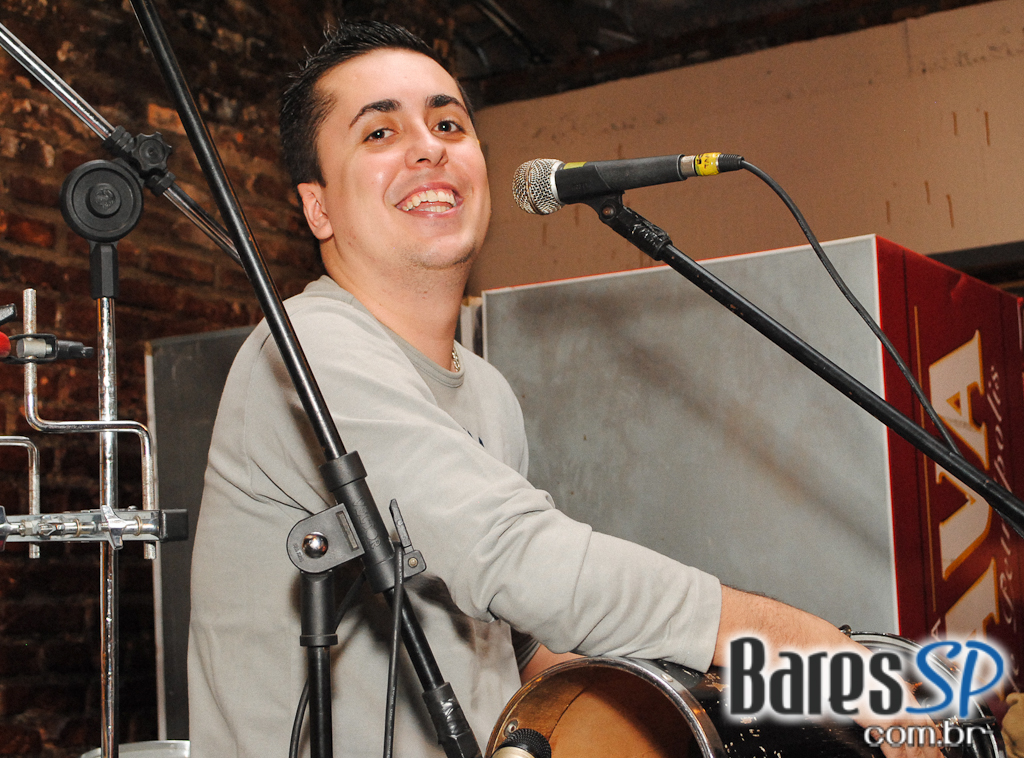 Saturday Night no Unha de Gato Saturday Night no Unha de Gato