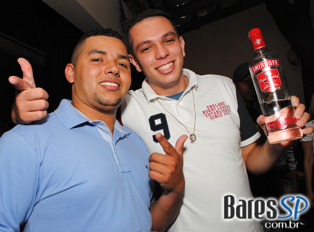 Saturday Night no Unha de Gato Saturday Night no Unha de Gato