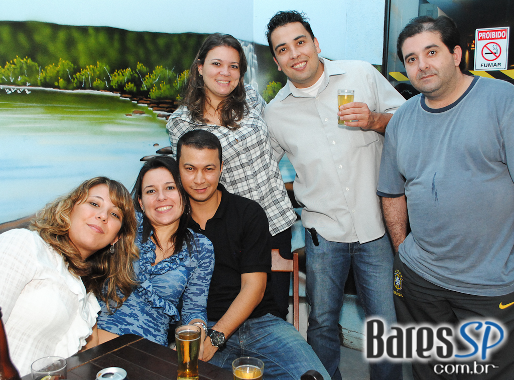 Boteco Santa Laura tem sábado com muito pagode, samba-rock e black music Boteco Santa Laura tem sábado com muito pagode, samba-rock e black music