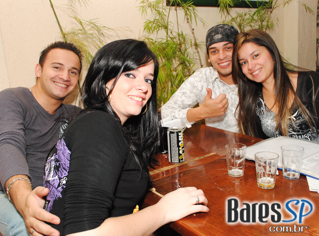 Boteco Santa Laura tem sábado com muito pagode, samba-rock e black music Boteco Santa Laura tem sábado com muito pagode, samba-rock e black music
