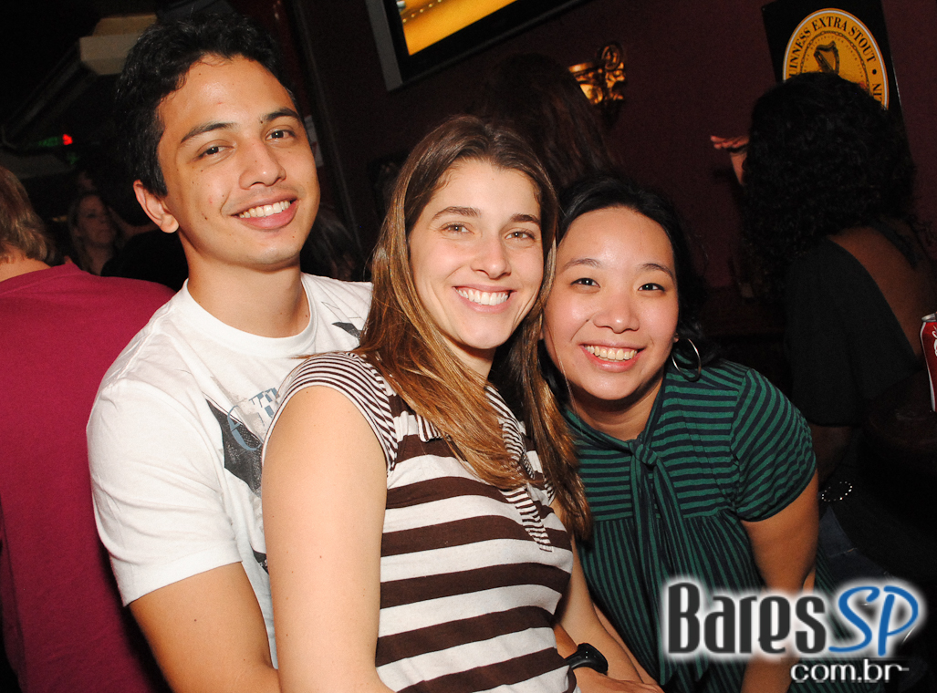 BANDA BUBBLES NO REPUBLIC PUB BANDA BUBBLES NO REPUBLIC PUB